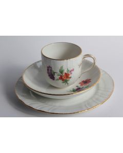 Tasse Assiette à dessert porcelaine KPM Berlin Allemagne