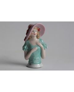 Demi figurine porcelaine Femme