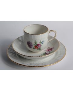 Tasse Assiette à dessert porcelaine KPM Berlin Allemagne