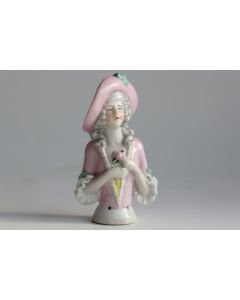 Demi figurine porcelaine Marquise