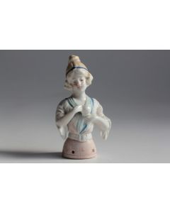 Demi figurine porcelaine Jeune fille à la tasse Carl Schneider
