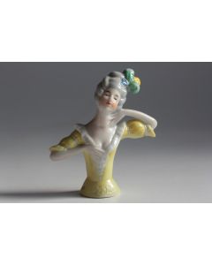 Demi figurine porcelaine Femme Marquise
