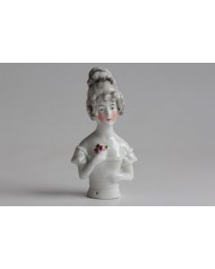 Demi figurine porcelaine Femme Marquise