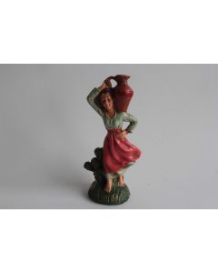 Figurine vintage Composition femme portant une cruche Italie