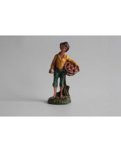 Figurine vintage Composition homme avec panier de pommes Italie