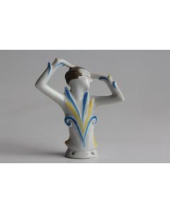 Demi figurine porcelaine Garçonne Art déco
