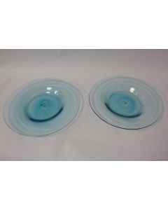Deux assiettes verre soufflé bleu design 29 cm