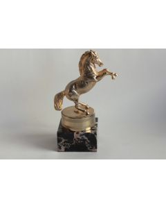 Cheval bronze doré