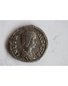 Monnaie Romaine Denier argent JULIA DOMNA (+217) 
