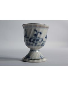 Ancien coquetier porcelaine Thuringe Allemagne