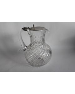 BACCARAT Carafe cristal Bambou tors