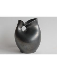 Vase forme libre terre cuite vernissée noire Création Céramique