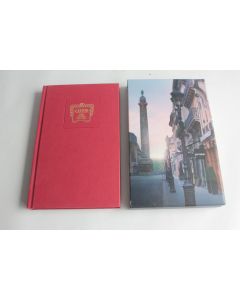 Livre Cartier Paris Londres New York 2014