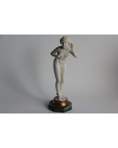 Femme nue porcelaine Prof. Otto Poertzel Allemagne Art déco