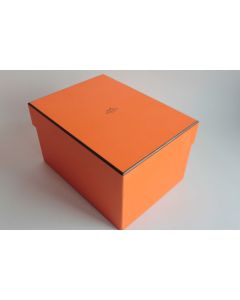 HERMES Boite carton orange 23x17x13 cm
