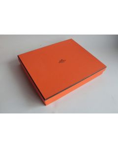 HERMES Boite carton orange 26x22x4 cm