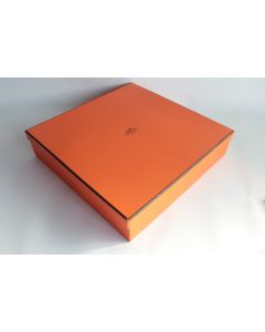HERMES Boite carton orange 34x34x7 cm