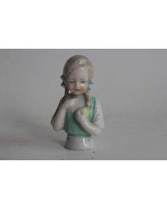 Demi figurine porcelaine Fillette