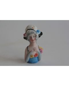 Demi figurine porcelaine Femme