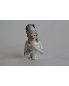 Demi figurine porcelaine Femme Marquise