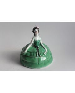 Boite à poudre porcelaine Femme Allemagne