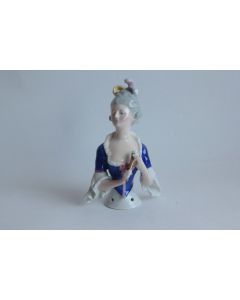 Demi figurine porcelaine Marie Antoinette Goebel 