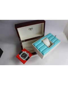 Écrin pour montre TechnoMarine Red Square Collection + garantie