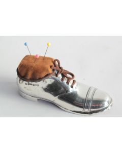Pique aiguilles argent Chaussure