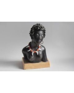 Leopold ANZENGRUBER Femme Africain céramique Autriche