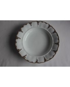 Assiette porcelaine Thun Klösterle Vienne Autriche XIXe siècle