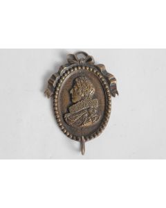 Médaillon Porte montre de gousset Louis XIII