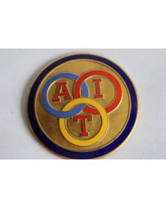 Insigne automobile AIT Alliance International Tourisme