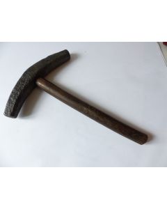Imposant marteau ancien