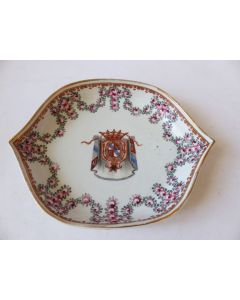 Ancien ravier porcelaine armorié 