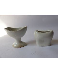 Anciens rince oeil - oeillère pour bain oculaire 