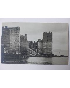 CPA Turquie - Constantinople Tours de marbre sur la mer de Marmora