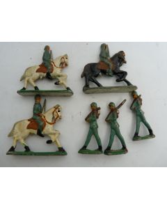 Six soldats de plomb Suisse en demi rond de bosse
