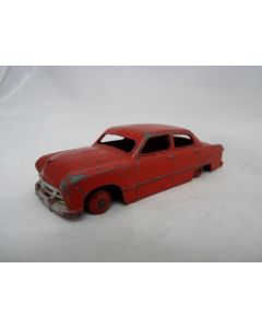 Voiture DINKY TOYS FORD SEDAN N°170