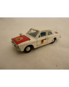 Voiture DINKY TOYS FORD CORTINA 891681