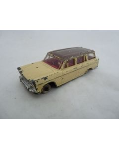 Voiture DINKY TOYS FIAT 1800 N°548