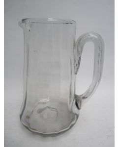 Ancien pichet en verre soufflé