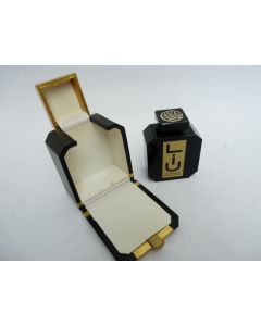 Flacon de parfum tabatière LIU par GUERLAIN cristal de BACCARAT
