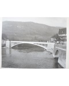 Photographie Pont sur rivière Aare Aarburg Suisse