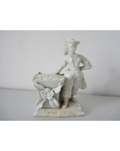 Saupoudreuse personnage porcelaine XVIIIe siècle