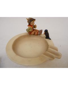 Cendrier Hummel Goebel figurine Garçon