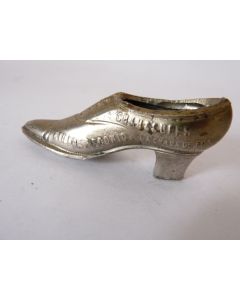 Soulier pique aiguilles chaussures Pecchio La Chaux de Fonds Suisse
