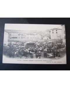 CPA 43 Le Puy - La place  Cadelade 