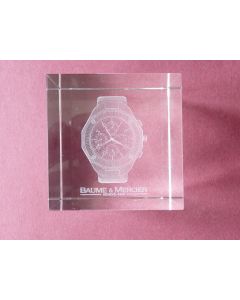 BAUME & MERCIER Presse-papiers cristal publicitaire montres
