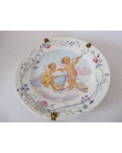 Assiette porcelaine decor d'angelots