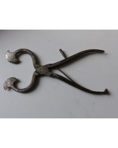 Paire de pinces à sucre en acier XIXe